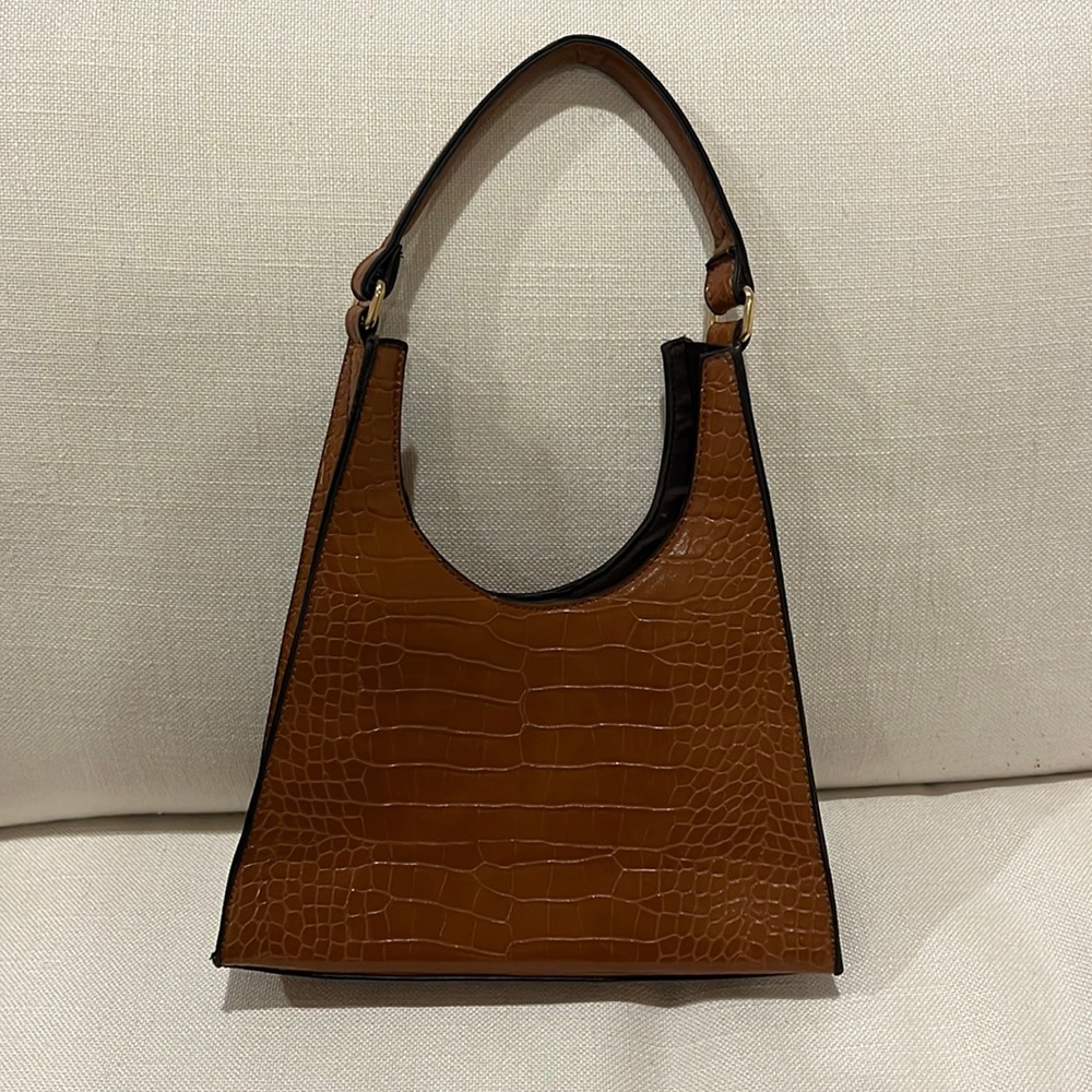 Brown shoulder bag